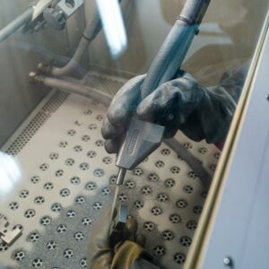 Rundel-Gmbh-Drahterodieren-Drahterosion-Bohrerodieren-Ebenweiler-Metallverarbeitung-Laserbeschriftung-Mikrostrahlen-Detail